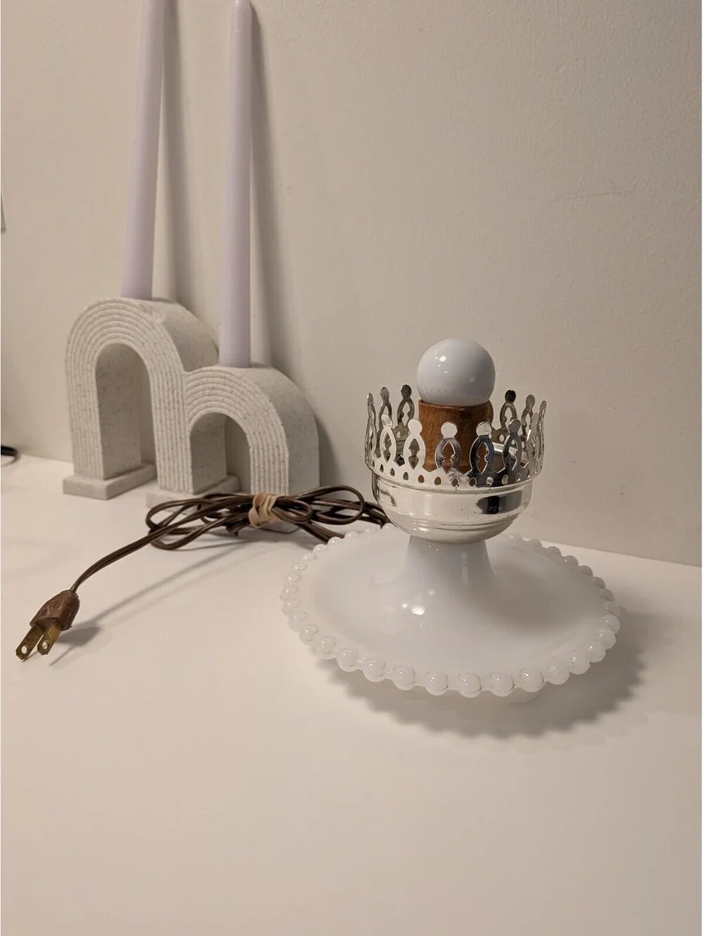 Vintage Milk Glass Table Lamp Ring Base Works Vtg MCM Cottage Core Whimsical